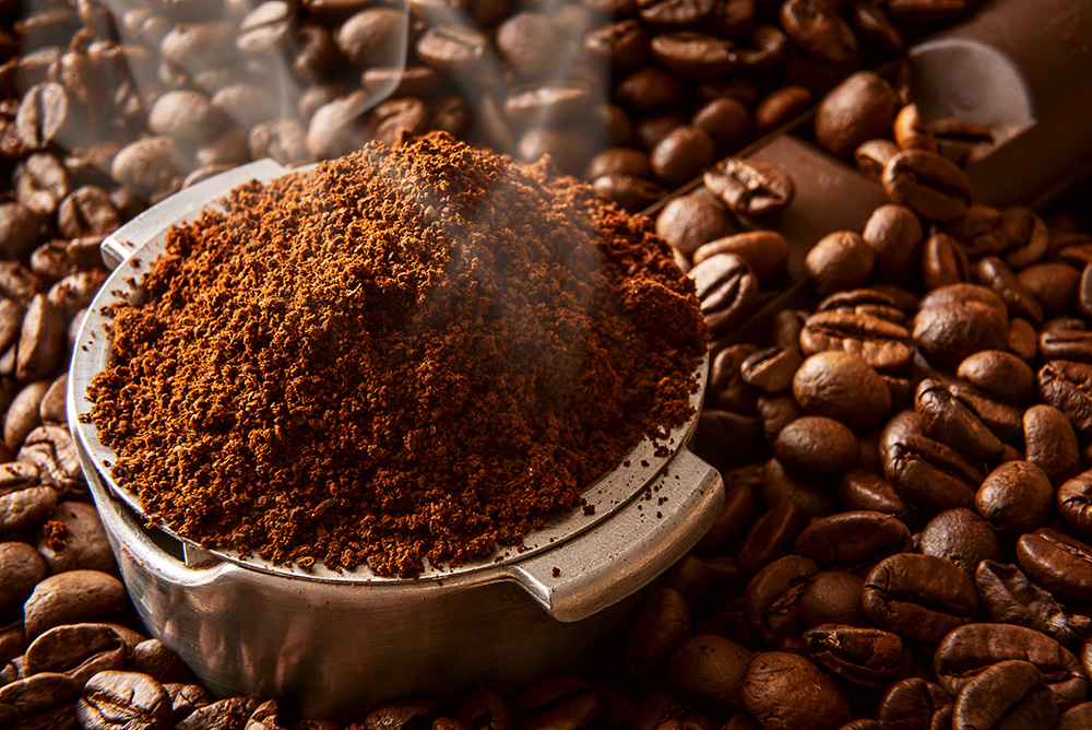 コーヒー豆は挽いた時の香りが一番。挽きたて豆の香りと味を楽しもう